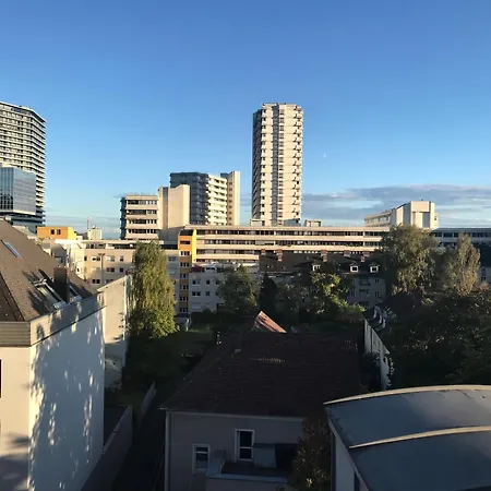 Stadtoase Mit Traumhaftem Ausblick